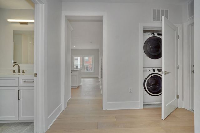 62 Foundry St 305, Wakefield, MA 01880