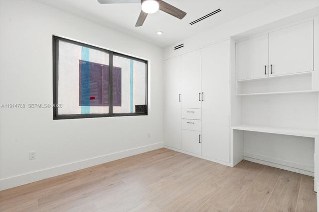 205 NE 17th Ave, Fort Lauderdale, FL 33301