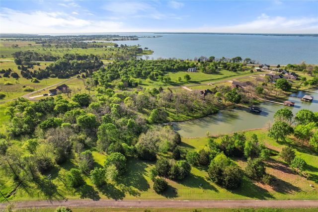 Lot 21,22,23 Embarcadero, Kerens, TX 75144