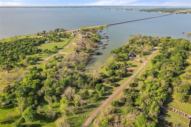 Lot 21,22,23 Embarcadero, Kerens, TX 75144