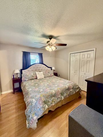 214 Captain Dr, Ethridge, TN 38456