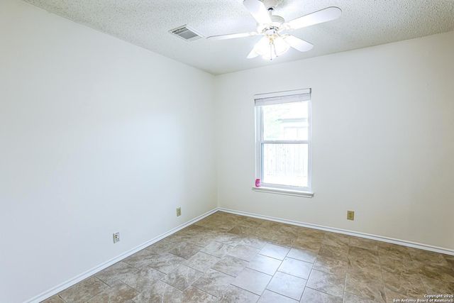 6831 Shadow Run, San Antonio, TX 78250