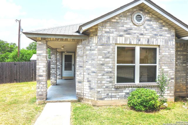6831 Shadow Run, San Antonio, TX 78250