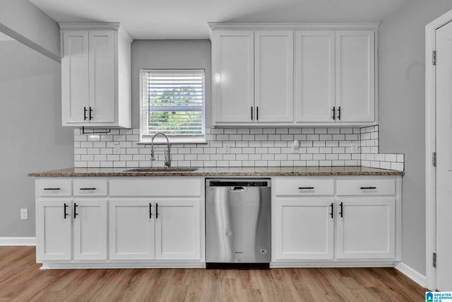 285 MCGINNIS STREET, Springville, AL 35146