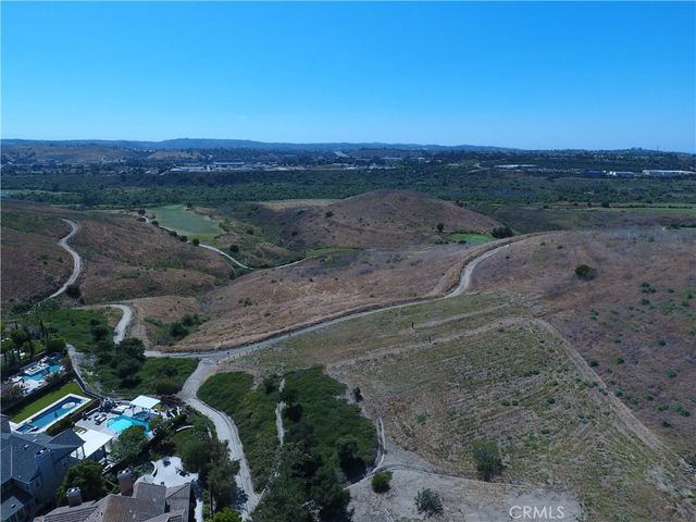 71 Platinum Circle, Ladera Ranch, CA 92694