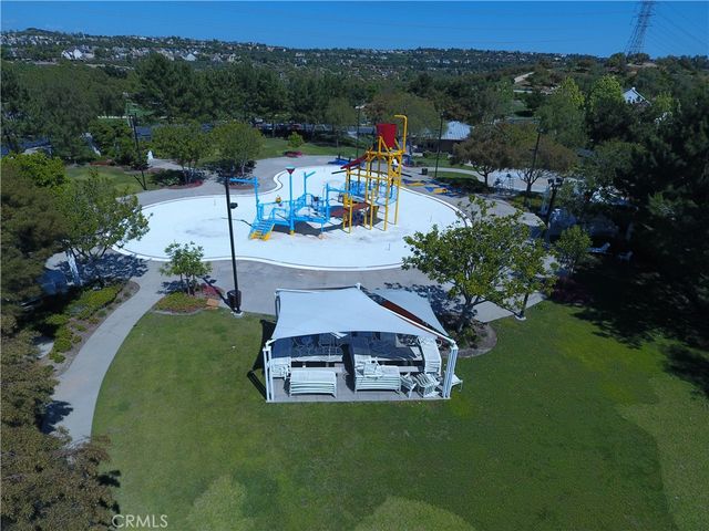 71 Platinum Circle, Ladera Ranch, CA 92694