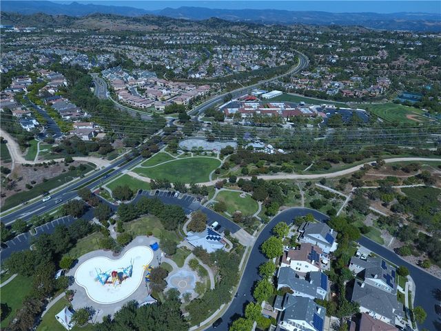 71 Platinum Circle, Ladera Ranch, CA 92694