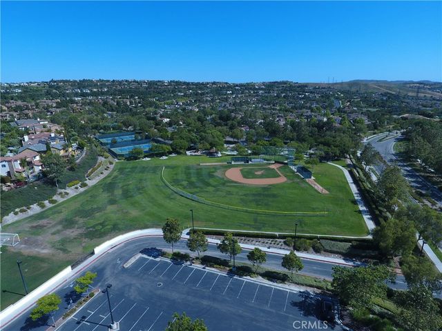71 Platinum Circle, Ladera Ranch, CA 92694