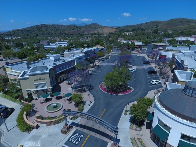 71 Platinum Circle, Ladera Ranch, CA 92694
