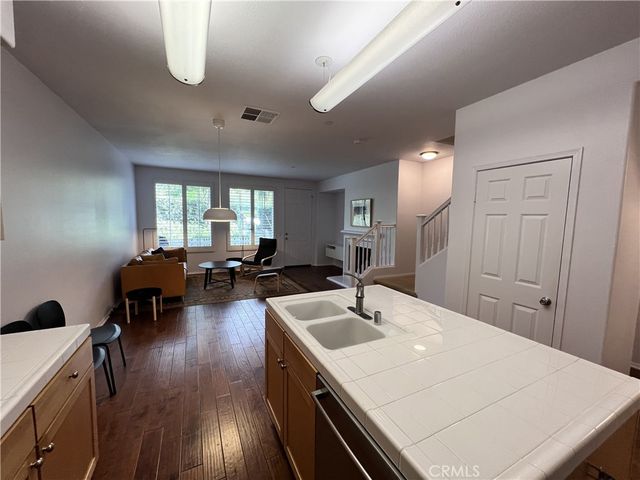 71 Platinum Circle, Ladera Ranch, CA 92694