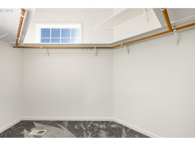 323 MADISON Ave, Bandon, OR 97411