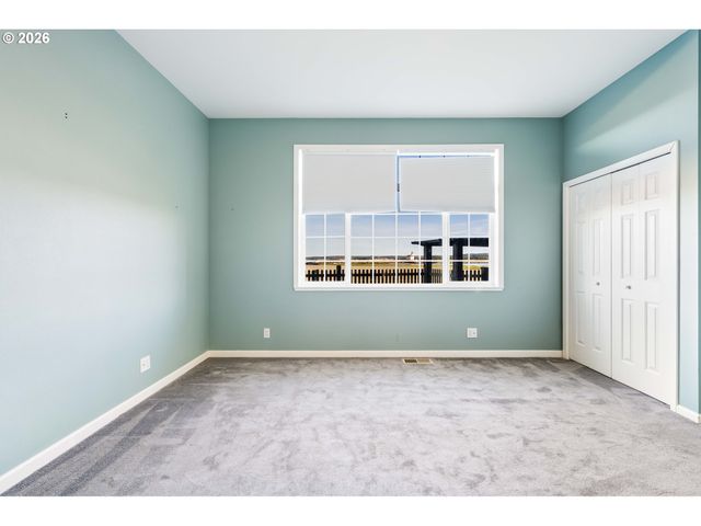 323 MADISON Ave, Bandon, OR 97411