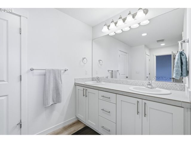 2854 S OLEANDER St, Cornelius, OR 97113