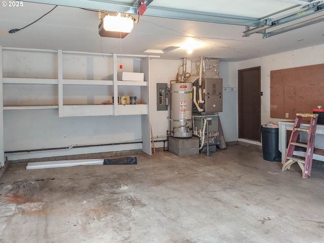 210 CHEROKEE Ave, Roseburg, OR 97471