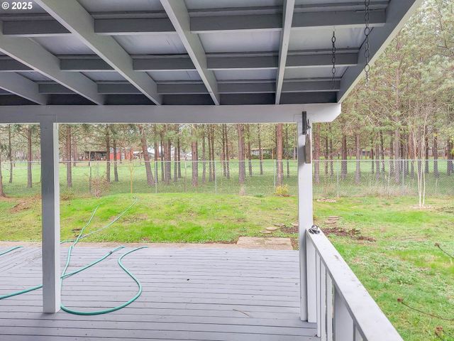 210 CHEROKEE Ave, Roseburg, OR 97471