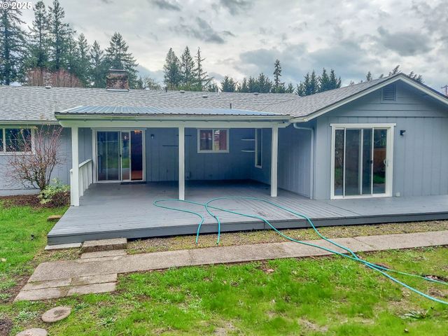 210 CHEROKEE Ave, Roseburg, OR 97471