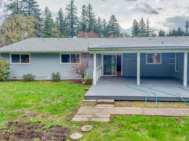 210 CHEROKEE Ave, Roseburg, OR 97471