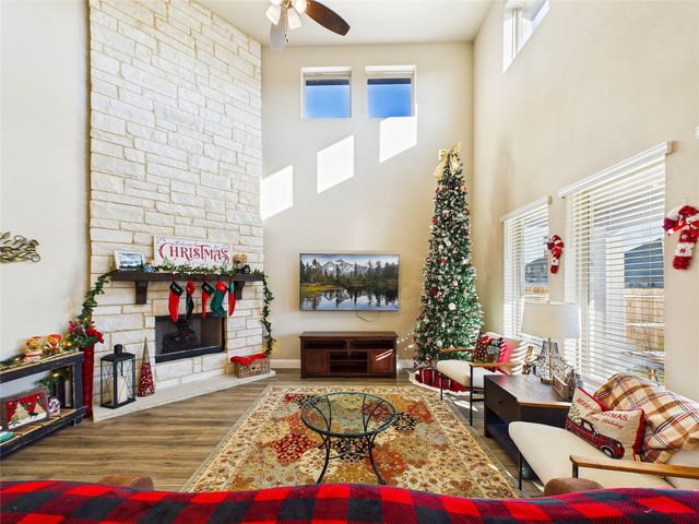 309 Pineview Lane, Ponder, TX 76259