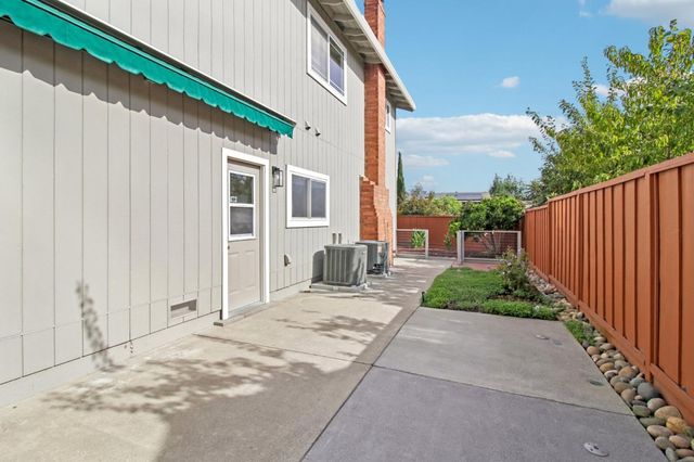 6558 Gardenoak Court, San Jose, CA 95120