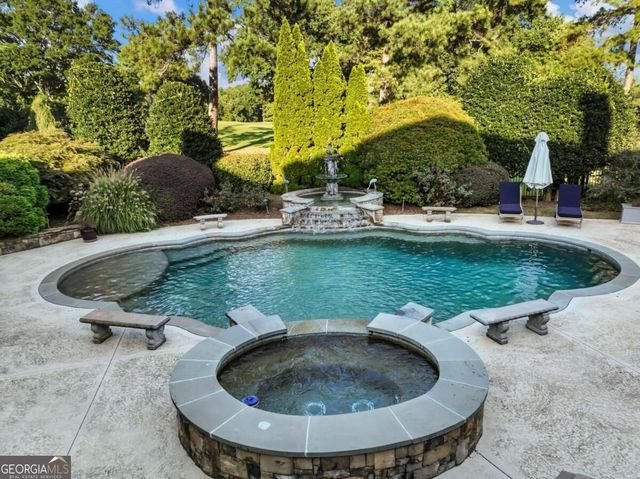 1905 Kathy Whitworth Drive, Braselton, GA 30517