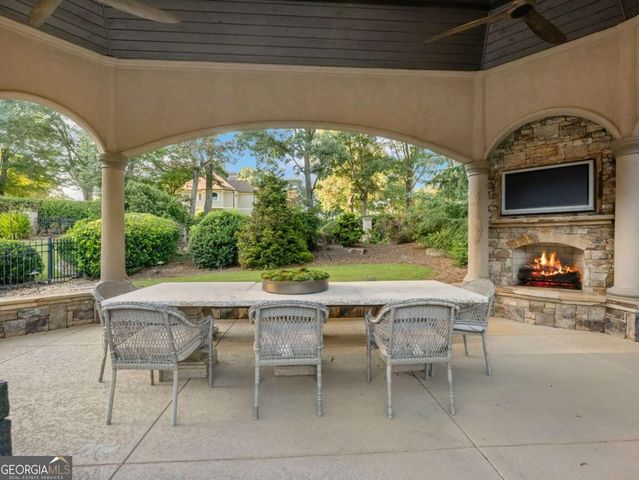 1905 Kathy Whitworth Drive, Braselton, GA 30517