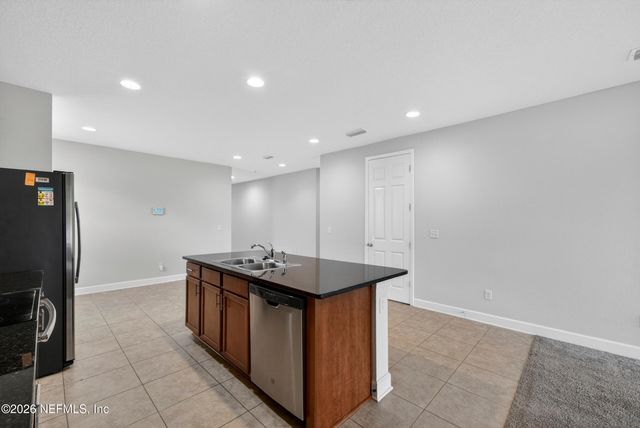 6342 BLAKELY Drive, Jacksonville, FL 32222