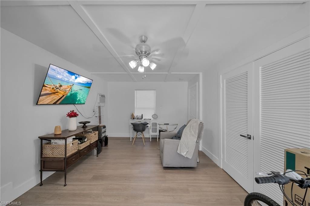 Image 13 of property listing at 4118 SE 3rd AVE, Cape Coral, FL 33904