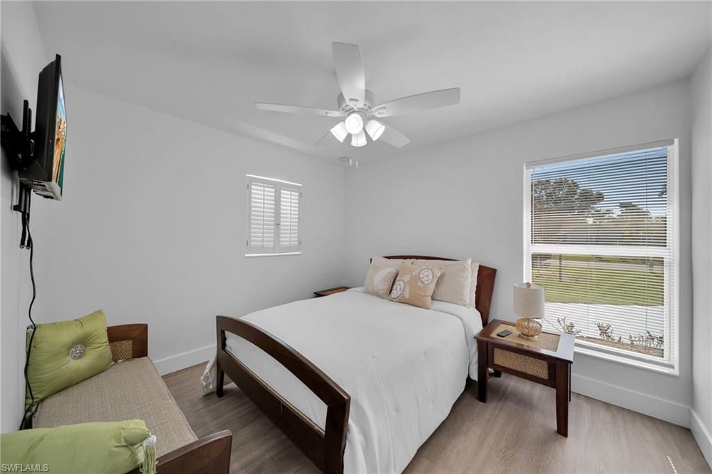 Image 18 of property listing at 4118 SE 3rd AVE, Cape Coral, FL 33904