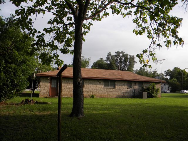 1450 W Ash Street, Stephenville, TX 76401
