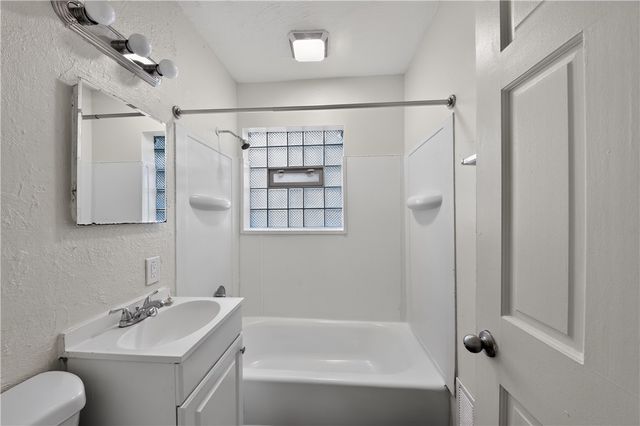 1351 Oakdale Avenue, Dayton, OH 45420