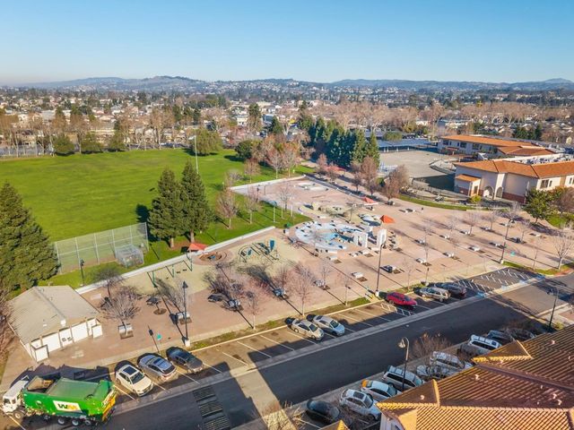 204 Sullivan Way, Hayward, CA 94541