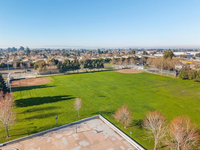 204 Sullivan Way, Hayward, CA 94541