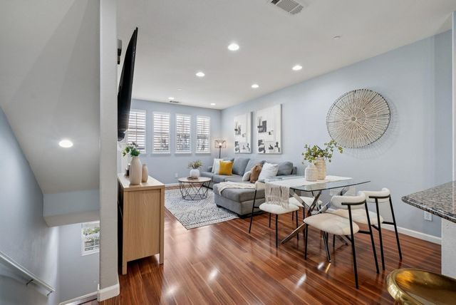 204 Sullivan Way, Hayward, CA 94541