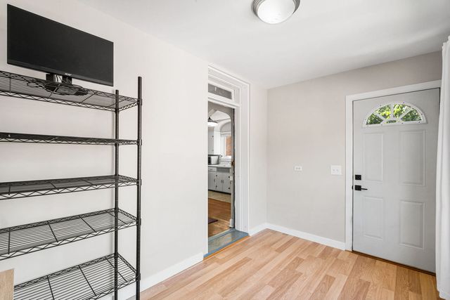 5704 N Major Avenue, Chicago, IL 60646