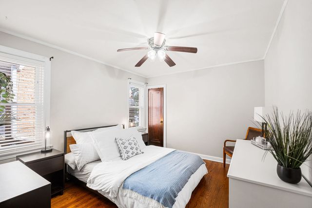 5704 N Major Avenue, Chicago, IL 60646