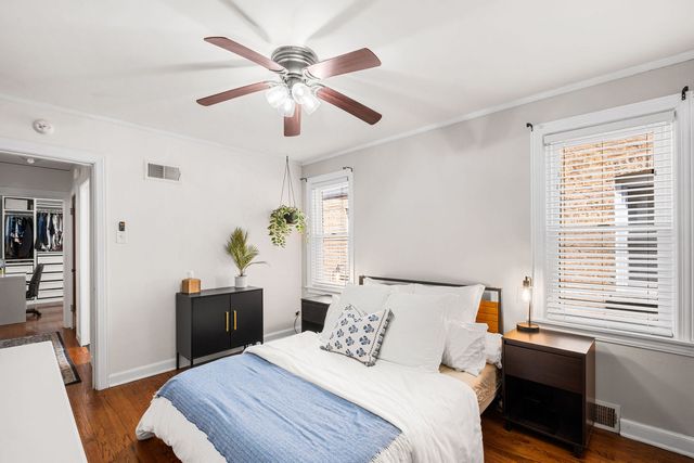 5704 N Major Avenue, Chicago, IL 60646