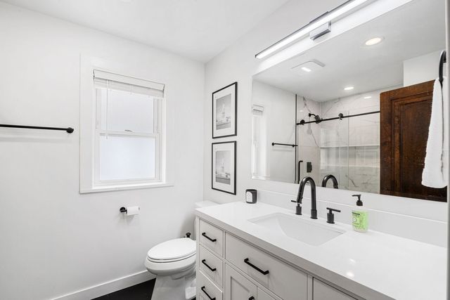 5704 N Major Avenue, Chicago, IL 60646