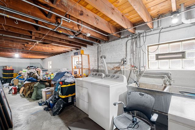 5704 N Major Avenue, Chicago, IL 60646