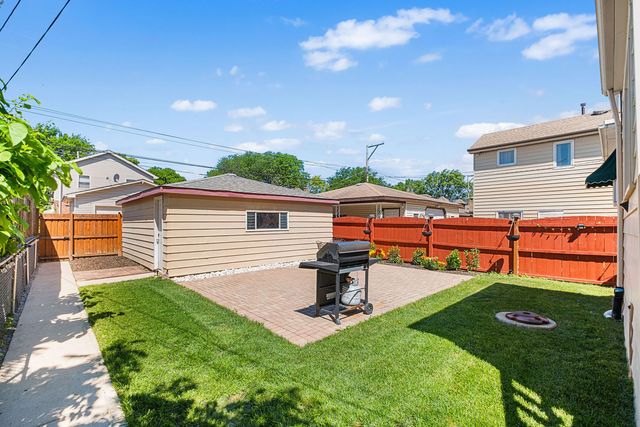5704 N Major Avenue, Chicago, IL 60646