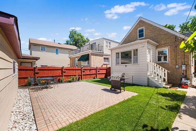 5704 N Major Avenue, Chicago, IL 60646