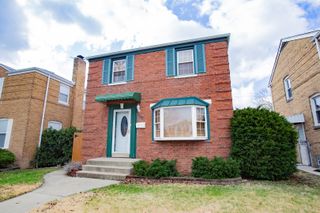 6617 W FOSTER Avenue, Chicago, IL 60656