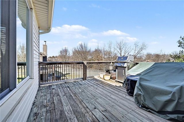 421 Fletcher Drive, Smithville, MO 64089