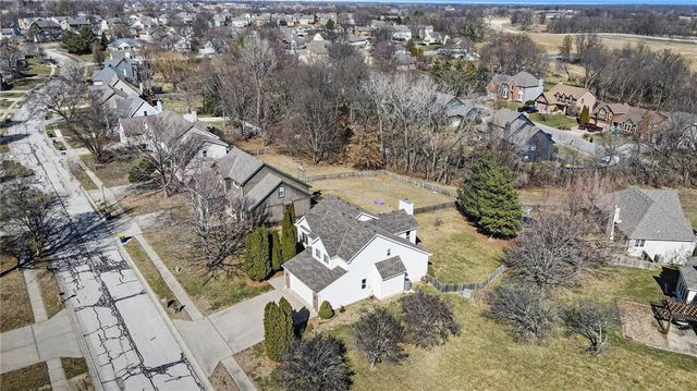 421 Fletcher Drive, Smithville, MO 64089