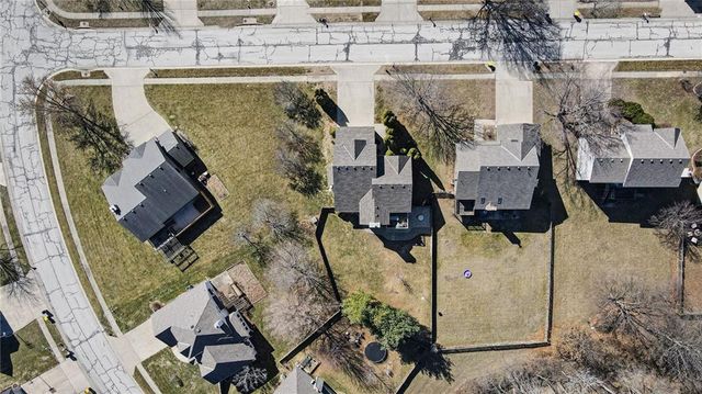 421 Fletcher Drive, Smithville, MO 64089