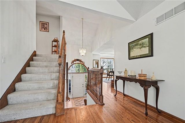 421 Fletcher Drive, Smithville, MO 64089