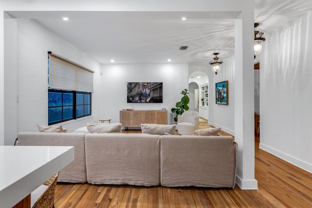 755 Alamanda Street, Boca Raton, FL 33486