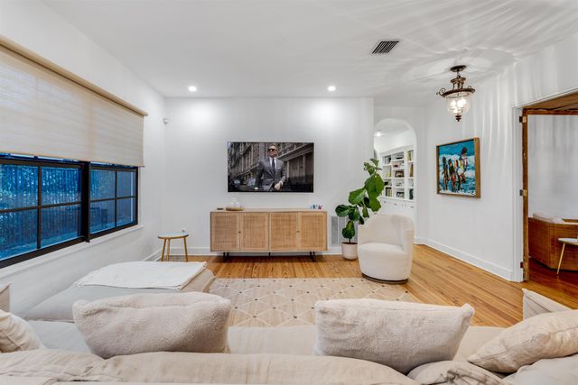 755 Alamanda Street, Boca Raton, FL 33486