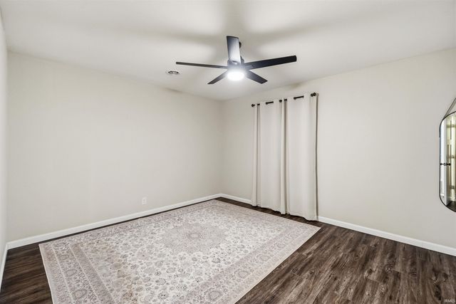 500 N Hendricks Avenue, Marion, IN 46952