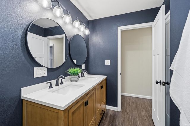 500 N Hendricks Avenue, Marion, IN 46952