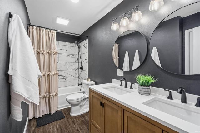 500 N Hendricks Avenue, Marion, IN 46952